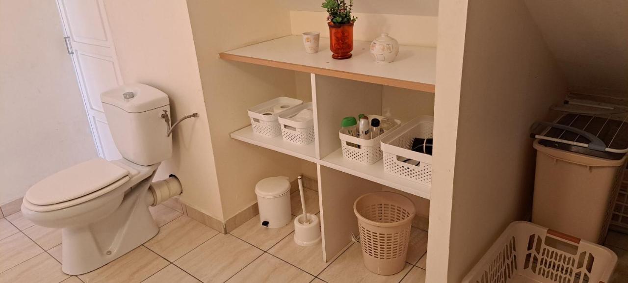 Logement Spacieux Deux Pieces A Baie Mahault Luaran gambar
