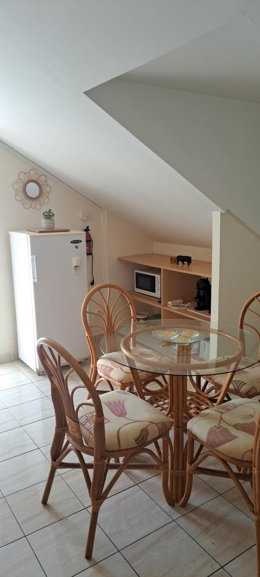 Logement Spacieux Deux Pieces A Baie Mahault Luaran gambar